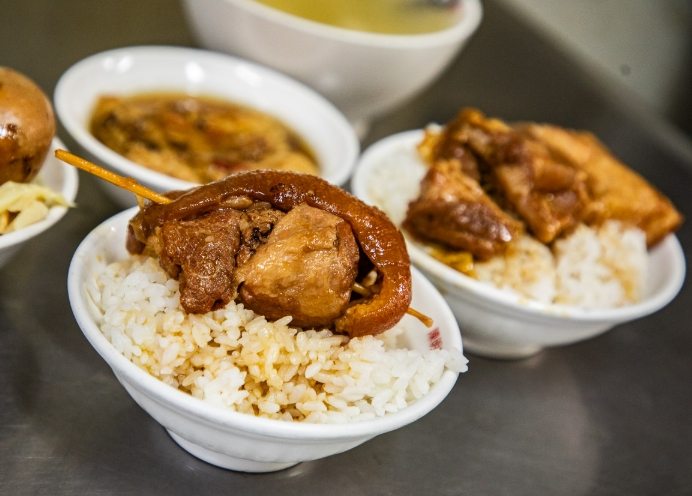 西湖休息站美食 西湖休息站美食