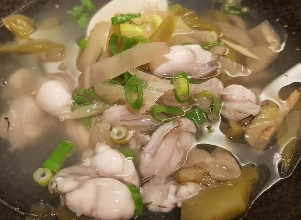 蚵仔湯 蚵仔湯