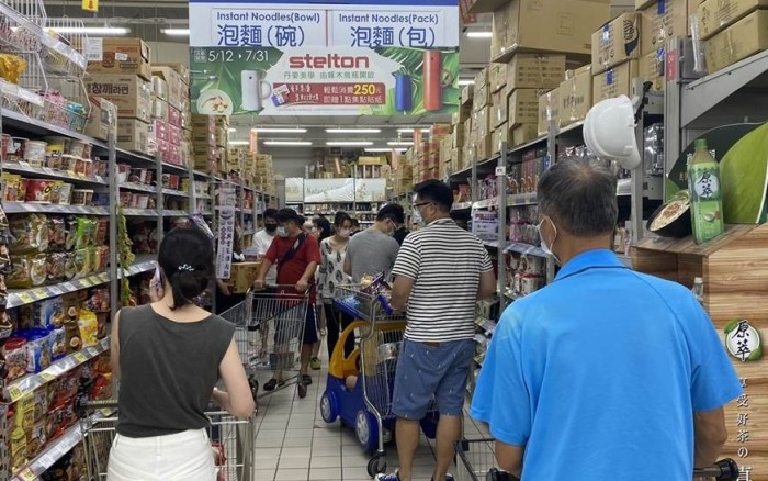 豐原家樂福美食街 豐原家樂福美食街
