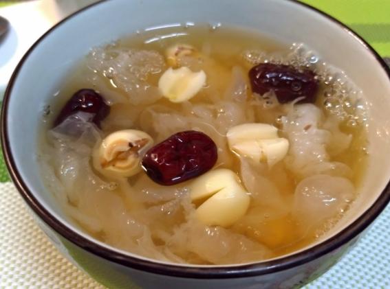 蓮子湯 蓮子湯