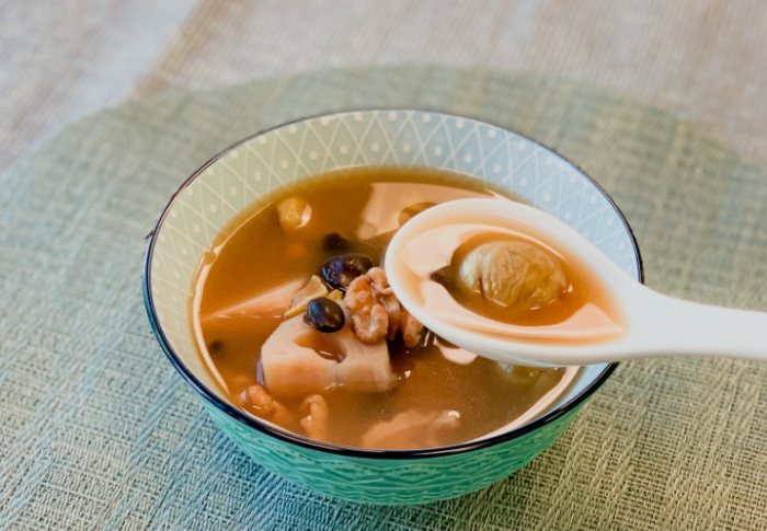 蓮藕栗子湯功效 蓮藕栗子湯功效