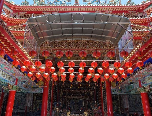 南化五峰山龍湖寺 南化五峰山龍湖寺