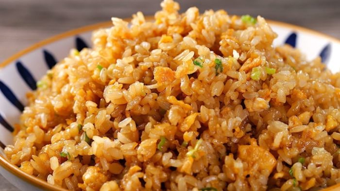 醬油蛋炒飯做法 醬油蛋炒飯做法