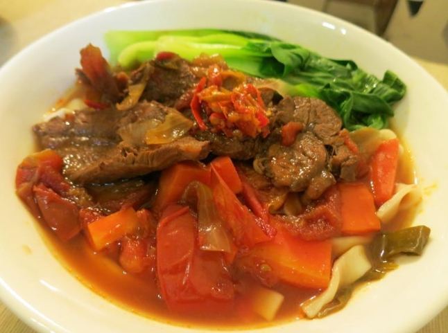 蕃茄牛肉麵 蕃茄牛肉麵