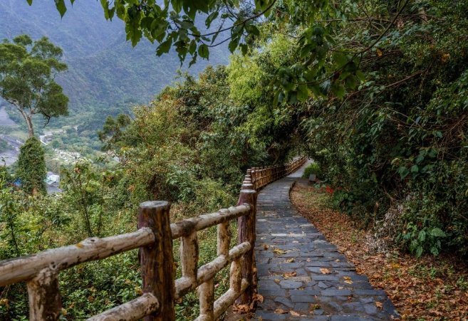 高雄山區景點
