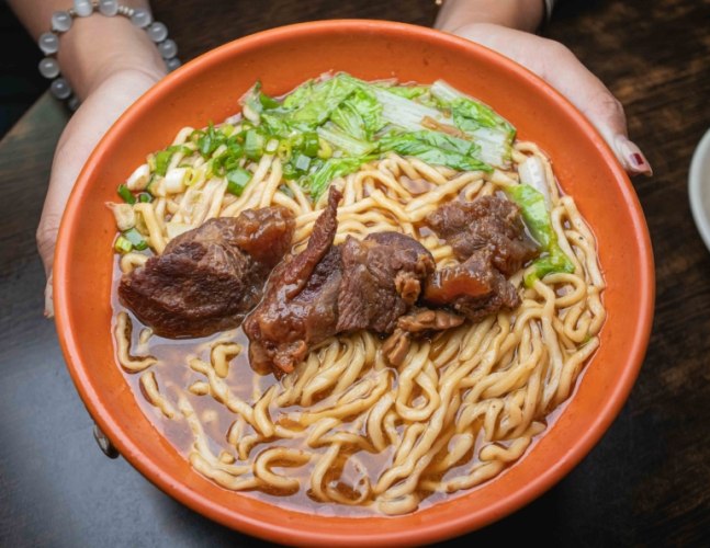 霧峰牛肉麵 霧峰牛肉麵