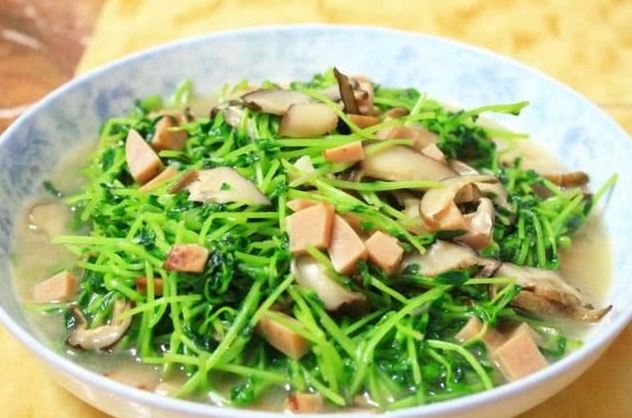 炒豆苗 炒豆苗