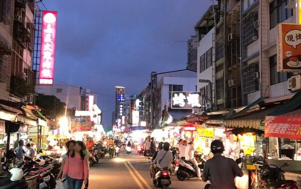 自強夜市 自強夜市