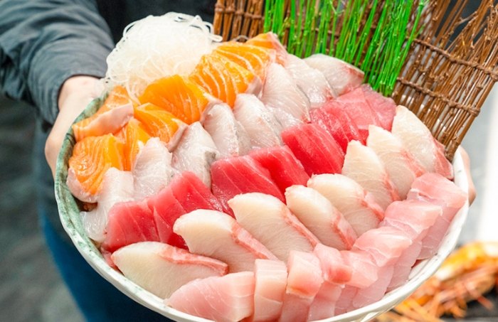 台中生魚片吃到飽 台中生魚片吃到飽