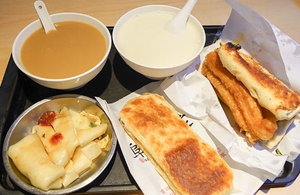 華山市場美食