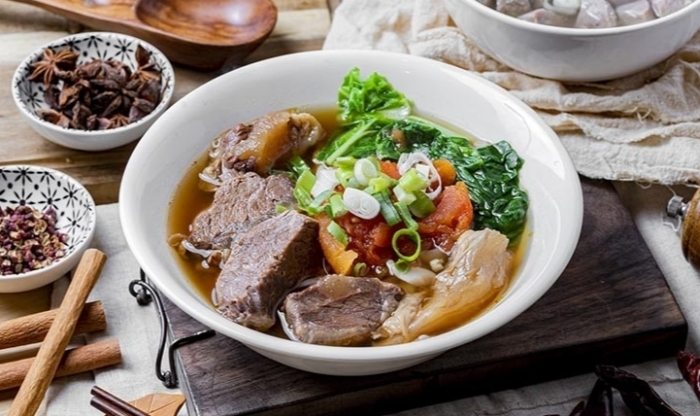 蕃茄牛肉麵 蕃茄牛肉麵