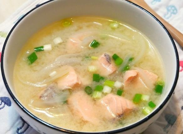 鮭魚湯 鮭魚湯
