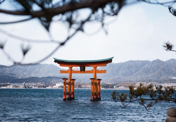 嚴島 嚴島