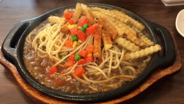 素食鐵板麵 素食鐵板麵
