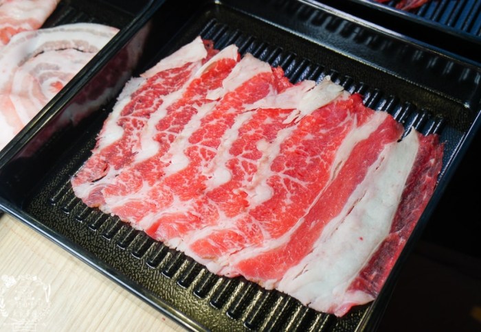 和牛火鍋吃到飽 和牛火鍋吃到飽