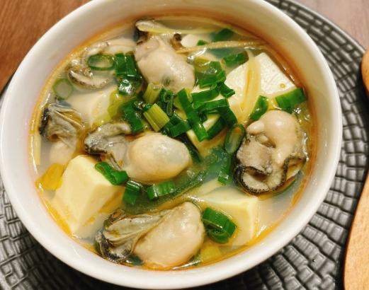 蚵仔湯 蚵仔湯