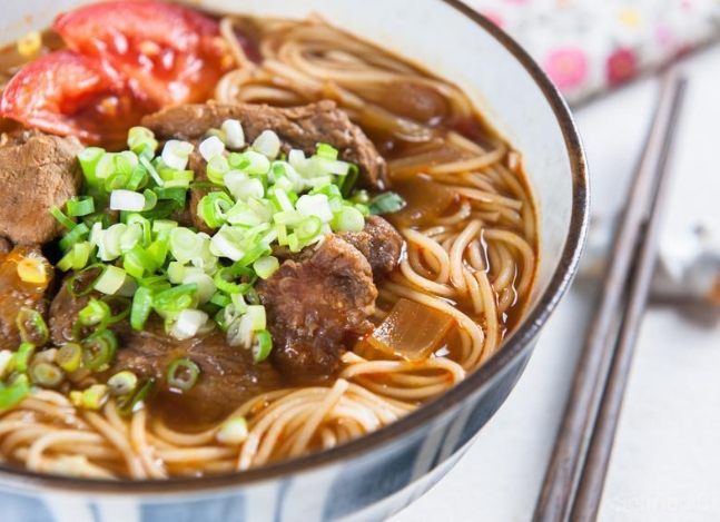 蕃茄牛肉麵 蕃茄牛肉麵