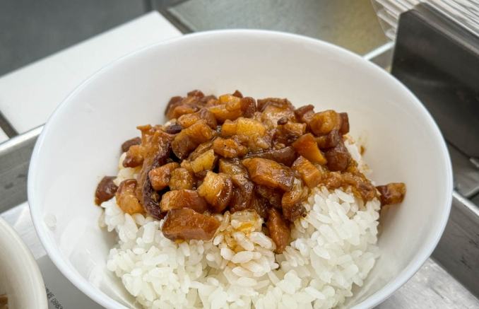 三重站美食 三重站美食