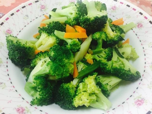 炒花椰菜 炒花椰菜