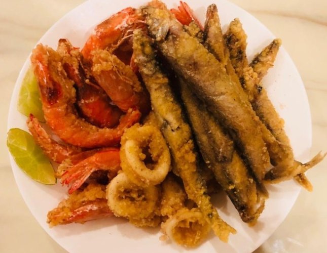 興達港美食