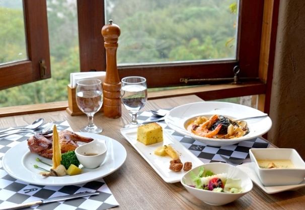 天空 之 城 景觀 餐廳 天空 之 城 景觀 餐廳
