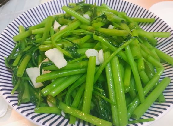 炒空心菜 炒空心菜