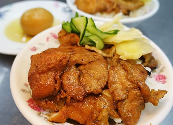 衛武營附近美食