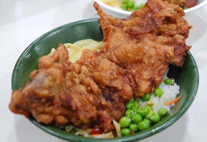 黑肉麵 黑肉麵