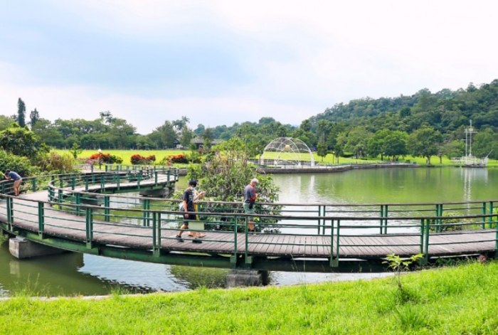 龍潭湖公園 龍潭湖公園