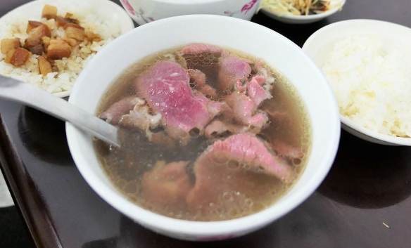 萬林牛肉湯