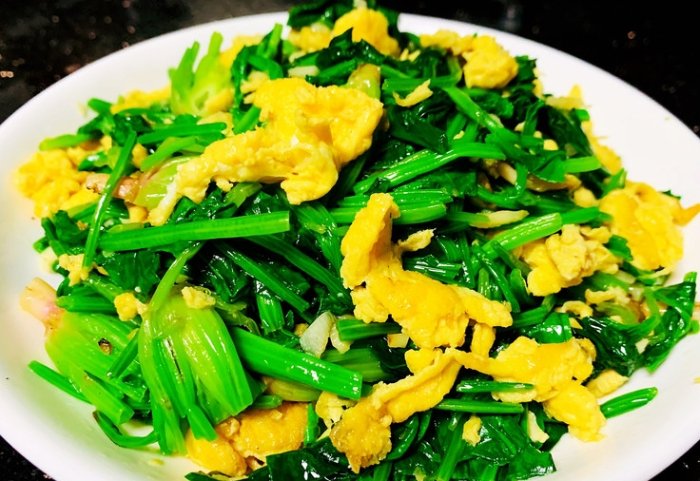 甜菠菜炒蛋 甜菠菜炒蛋