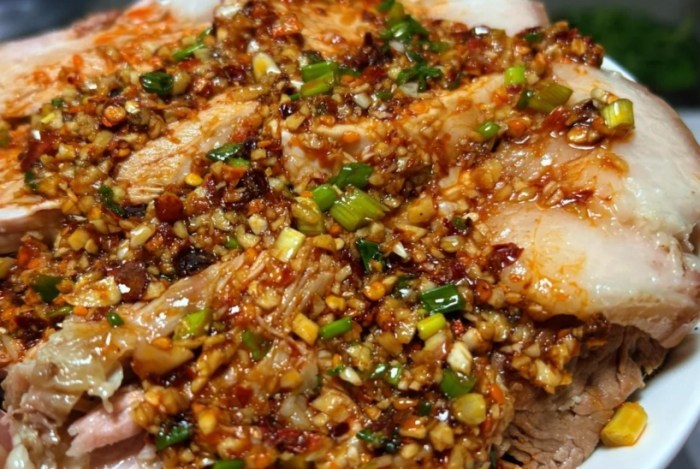 蒜泥白肉做法 蒜泥白肉做法