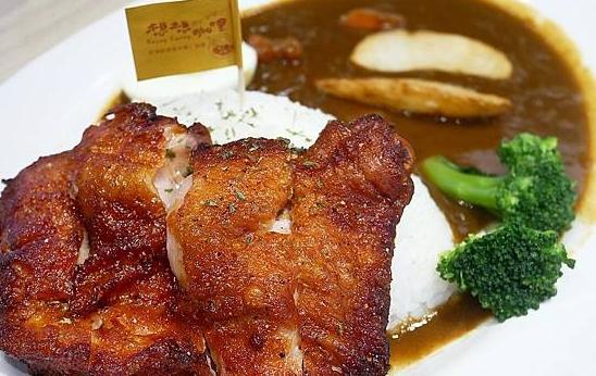 文心秀泰美食 文心秀泰美食