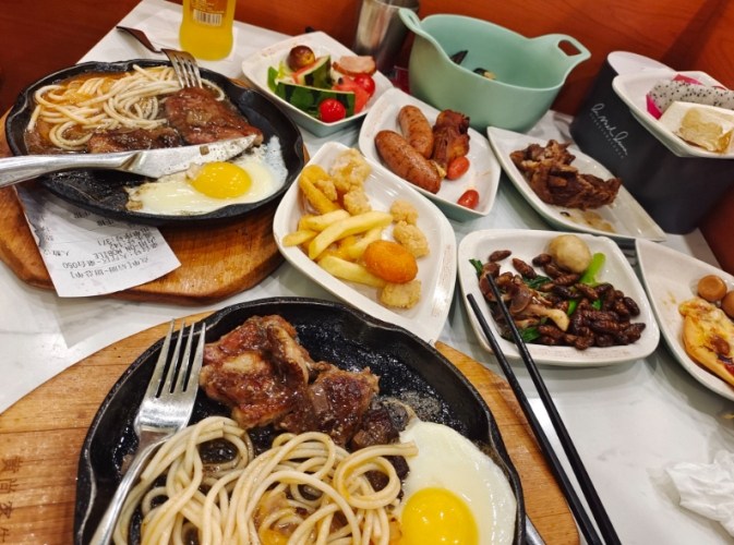 牛排自助吧吃到飽 牛排自助吧吃到飽