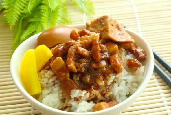 滷肉飯熱量 滷肉飯熱量
