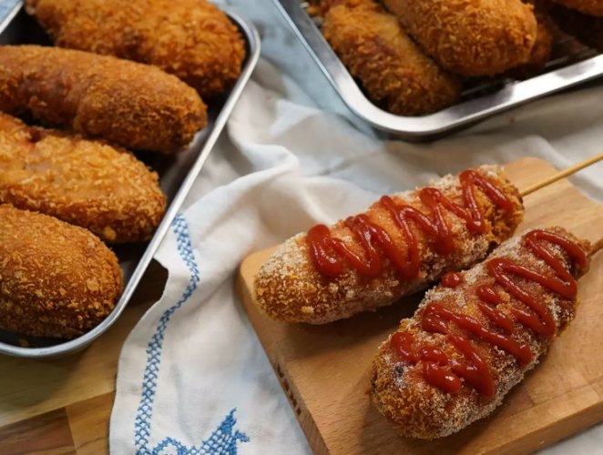 炸熱狗 炸熱狗