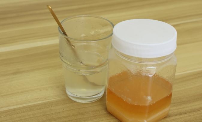 蜂蜜水功效 蜂蜜水功效
