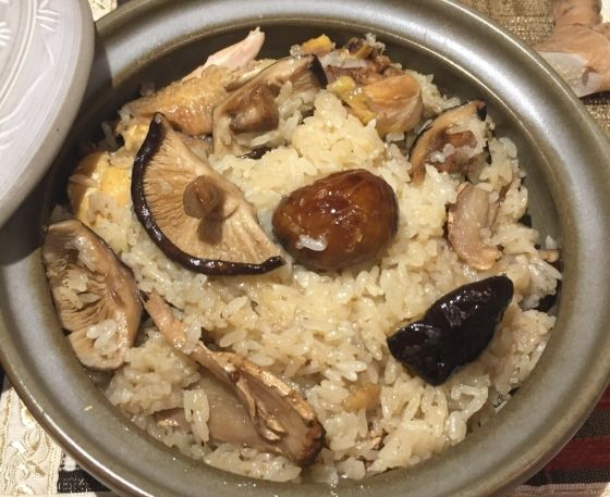 麻油雞油飯