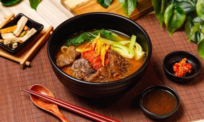 蕃茄牛肉麵 蕃茄牛肉麵