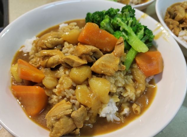 咖哩飯熱量 咖哩飯熱量