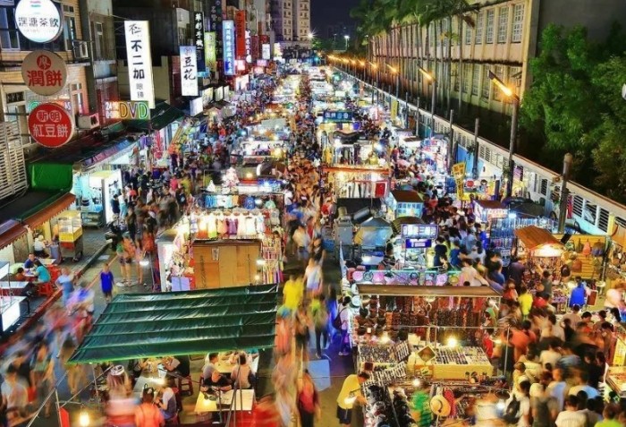 知本夜市