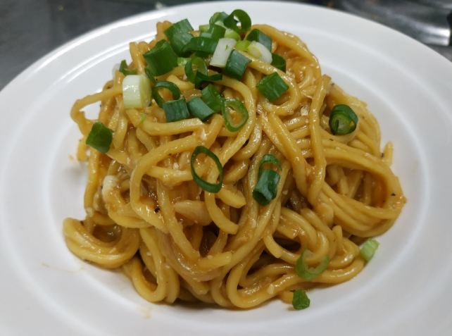 黑胡椒鐵板麵 黑胡椒鐵板麵