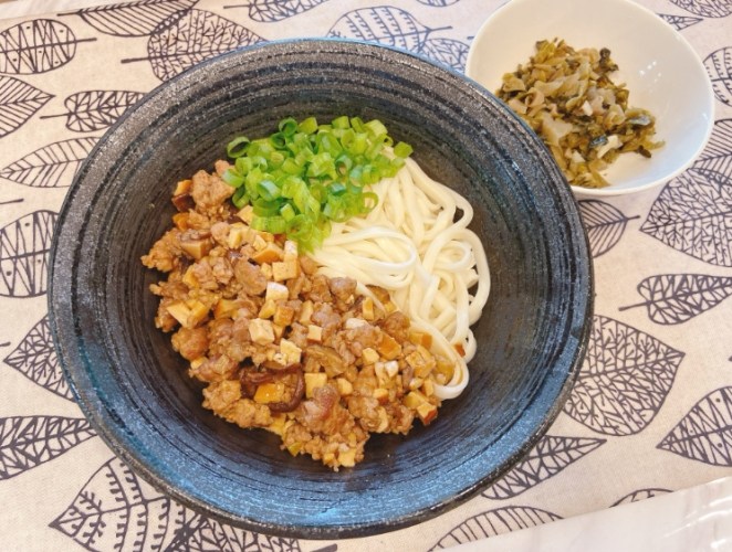 炸醬麵 炸醬麵