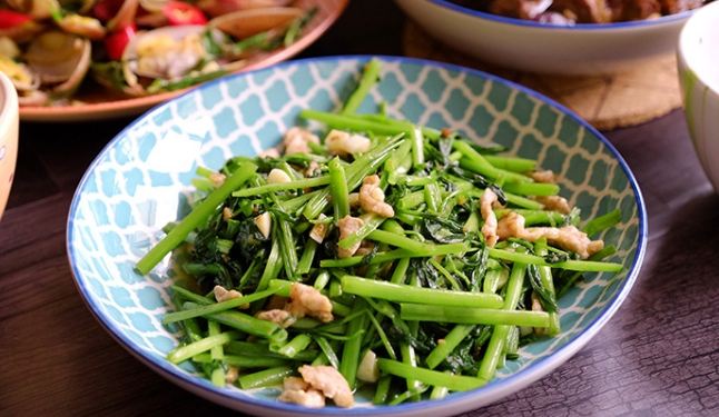 炒空心菜 炒空心菜