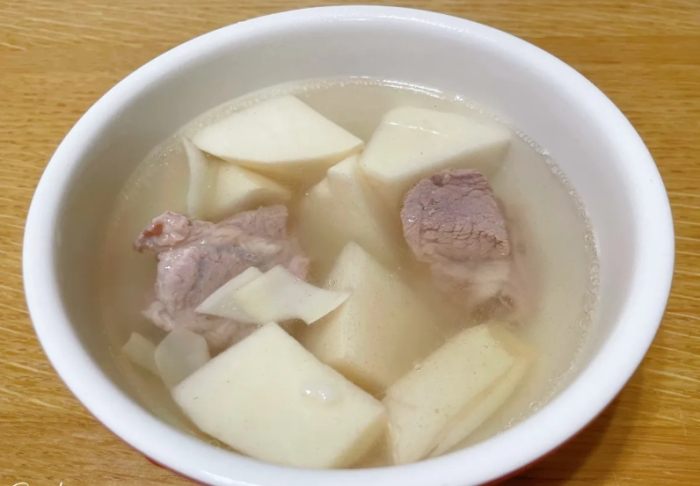 竹筍排骨湯 竹筍排骨湯