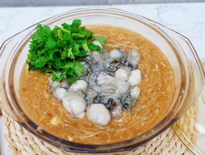 蚵仔麵線 蚵仔麵線