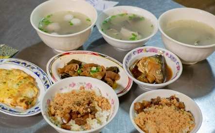 大龍峒保安宮美食 大龍峒保安宮美食