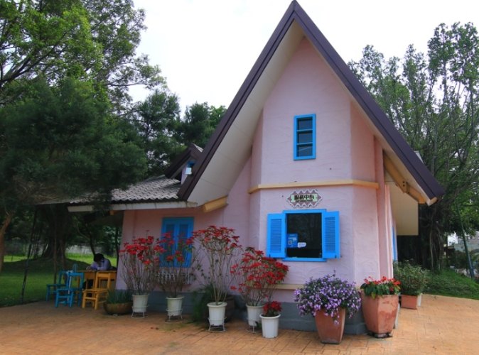 蘿莎玫瑰莊園 蘿莎玫瑰莊園