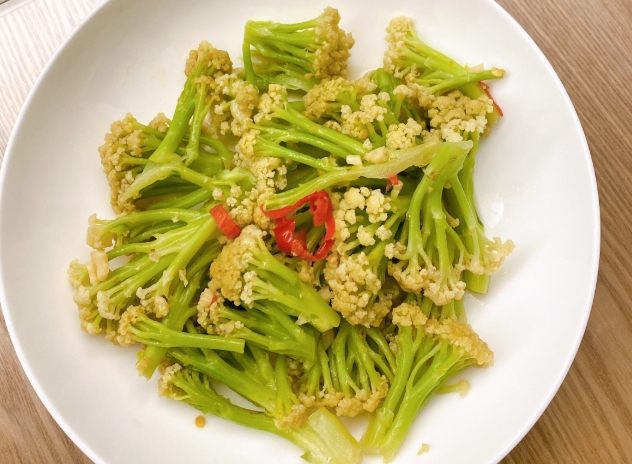 炒花椰菜 炒花椰菜