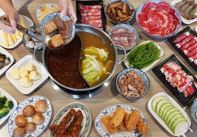 朝富路美食 朝富路美食